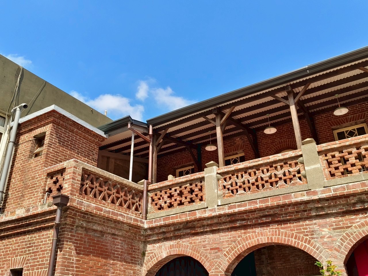 青年放大有限公司